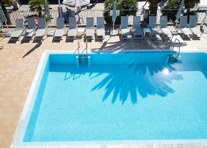 Salt Reina Sol Playa del Ingles (Gran Canaria)